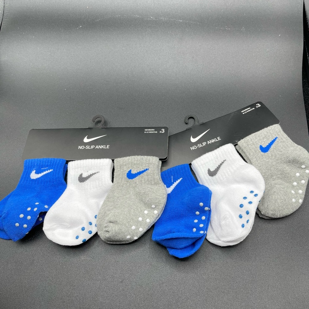 Nike toddler socks 6-12 months
